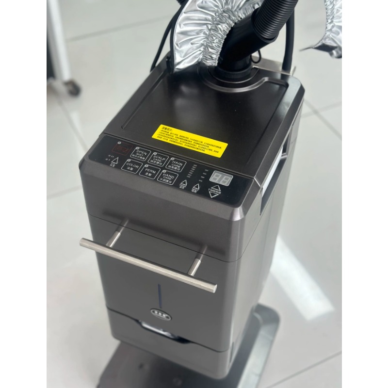 Hair Care In Salon - Hair care spray machine, hair nourishing